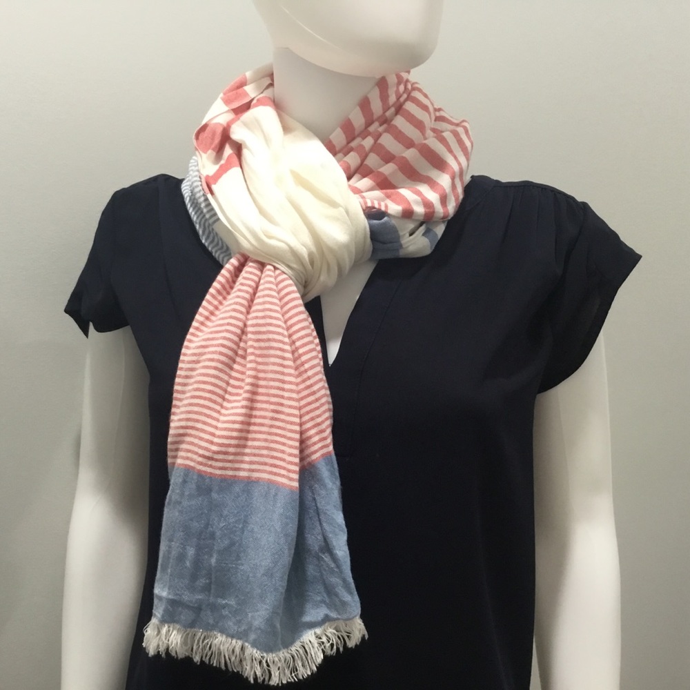 Vivante Scarf “Horizontal Stripes”
